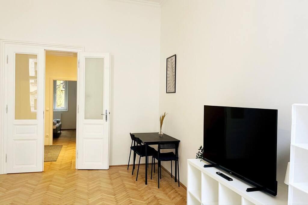 City-Center-Apartment Hip Area, Big & New Wien Ngoại thất bức ảnh